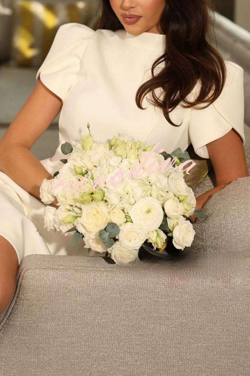 Jadelyn - Sırtı Açık ve Saten Fiyonklu Elbise