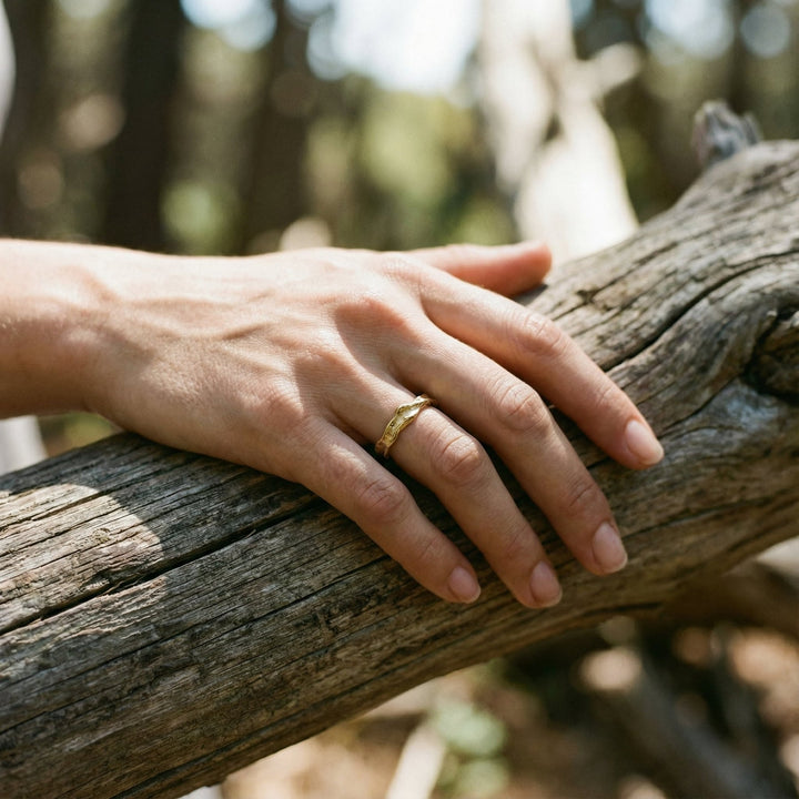 ForgeMuse - Dövme Altın Vintage Yüzük