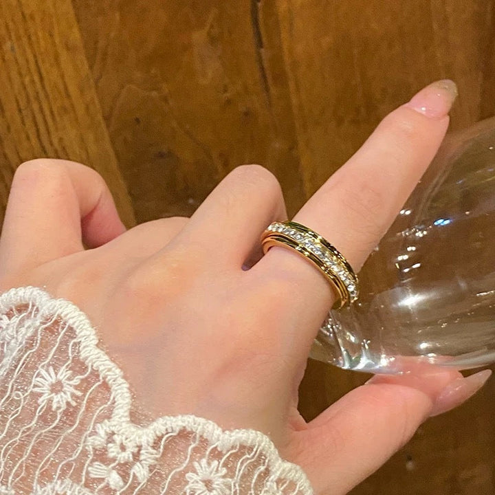 Nubia - Lüks Çelik Dönen Spinner Yüzük