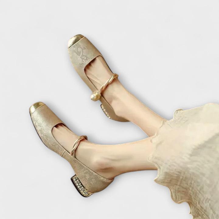 Veneta - Zarif Kaymaz Ayakkabılar