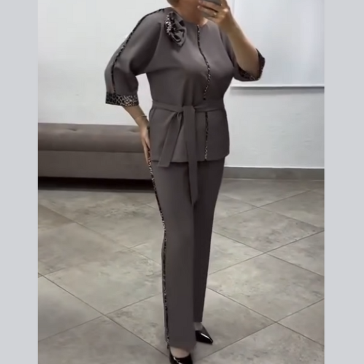 Ivanka - Leopar Desenli Zarif İki Parçalı Takım