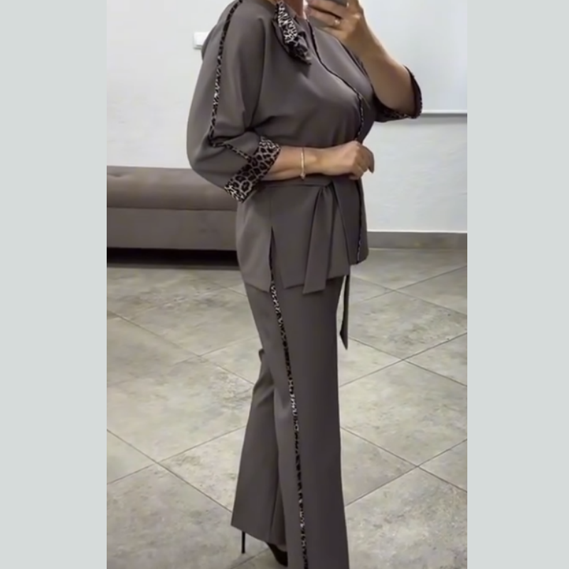 Ivanka - Leopar Desenli Zarif İki Parçalı Takım