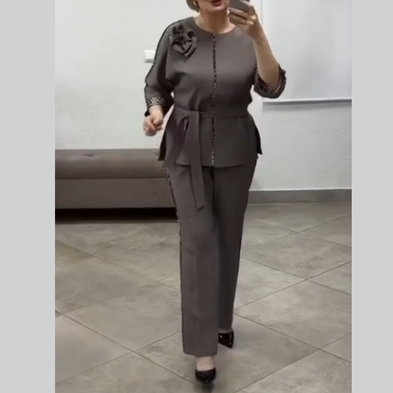 Ivanka - Leopar Desenli Zarif İki Parçalı Takım