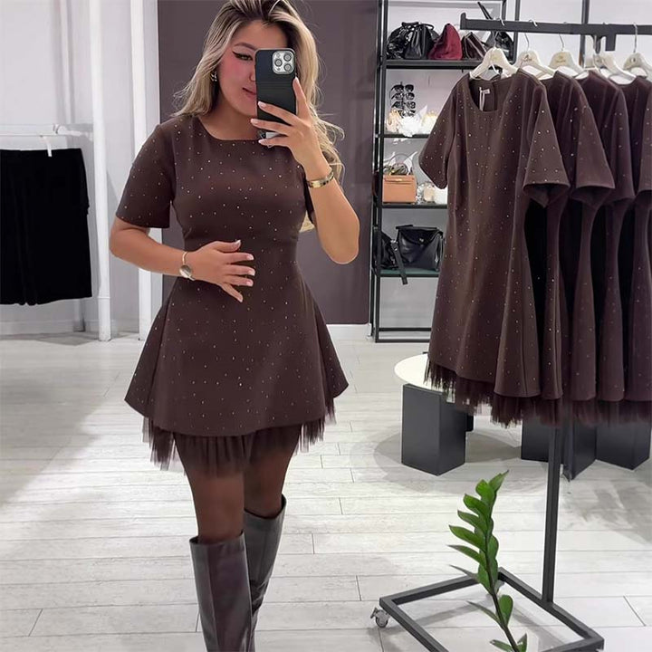 Fawnia - Kısa kollu ve Dantel Süslemeli ışıltılı mini Elbise